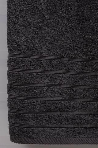 Large Border Detail Bath Sheet