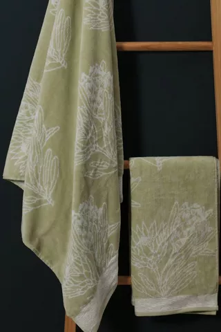 Jacquard Protea Cotton Border Towel