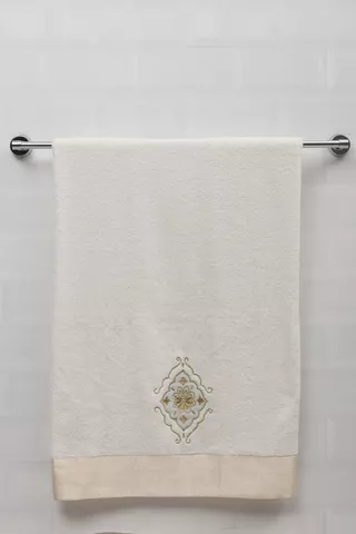 Embroidered Classic Cotton Towel