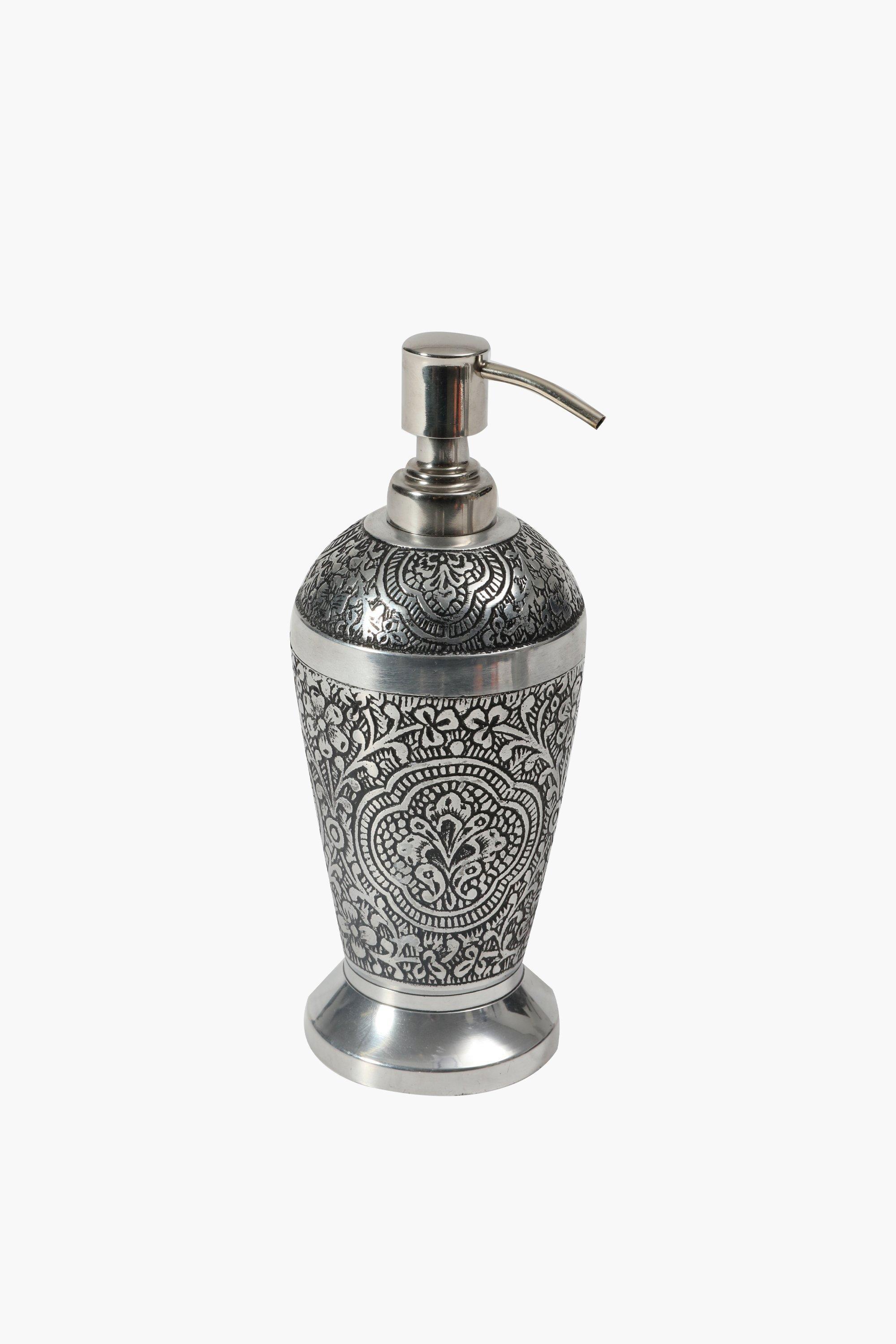 Henna Metal Dispenser