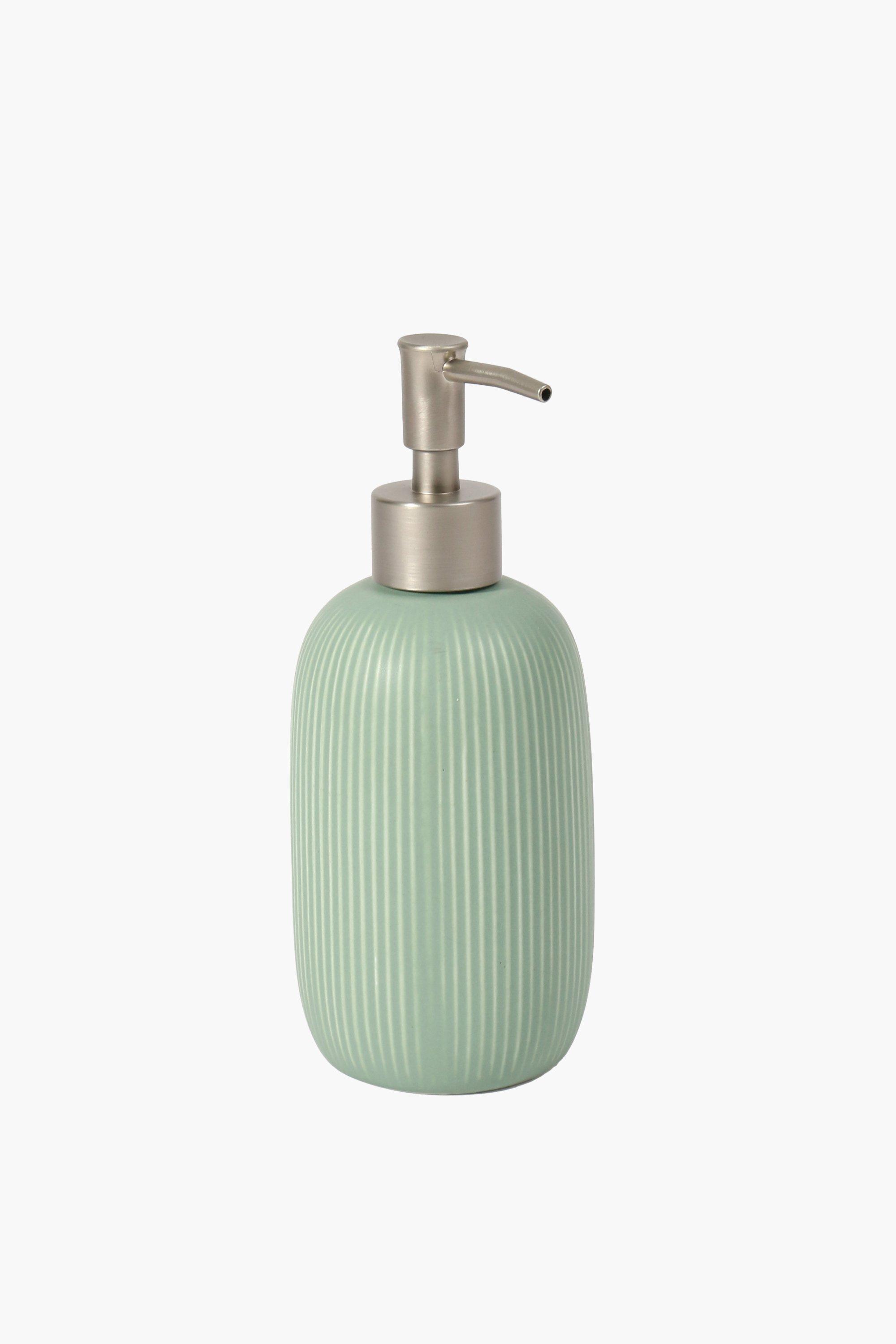 Ceramic Ribbed Soap Dispenser 0817