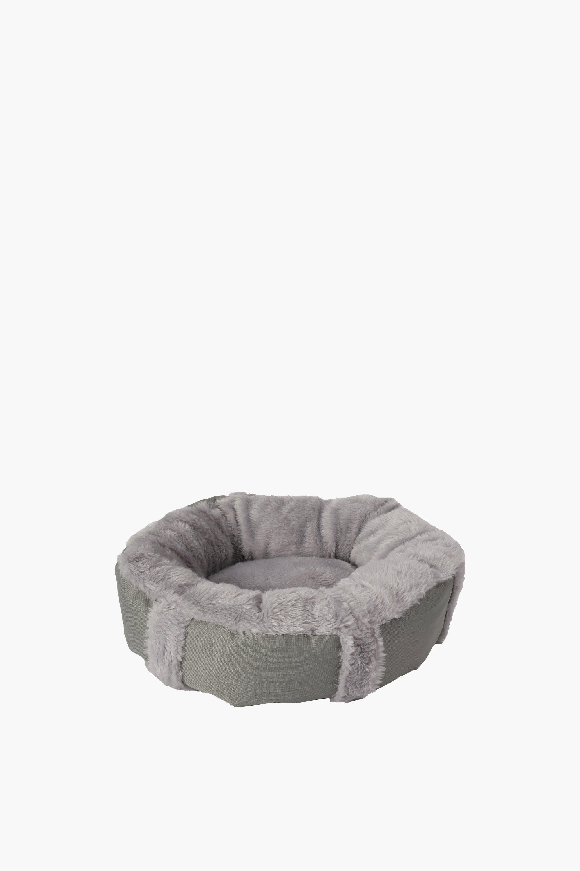 Dog beds 2025 mr price home