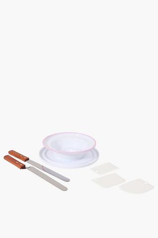6 Piece Cake Decorating Set