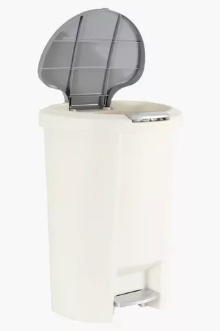 Oval Push Pedal Dustbin, 50 L