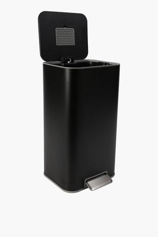 Stainless Steel Soft Close Step Dustbin, 30l