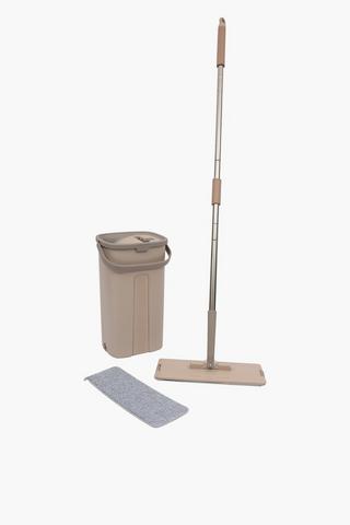 Plastic Mop And Bucket Set