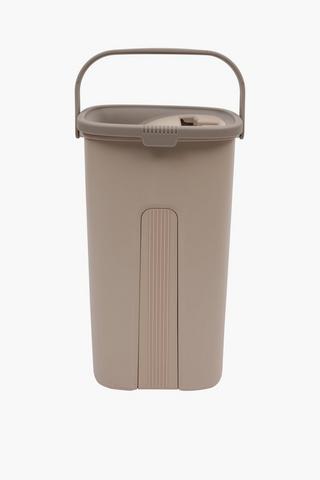 Plastic Mop And Bucket Set