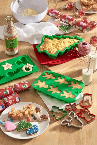 Festive Mini Cake Moulds