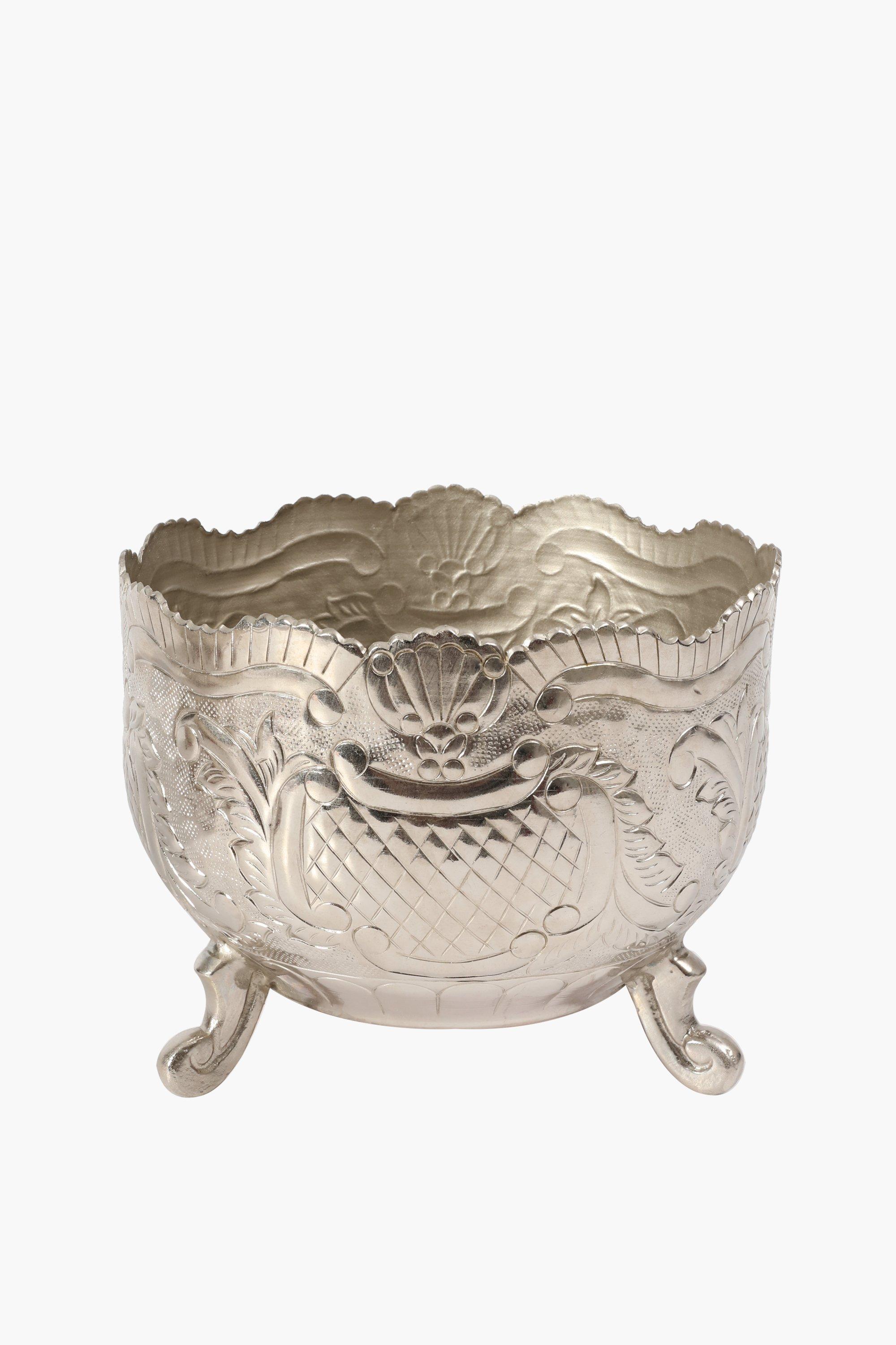 Scalloped Embossed Metal Bowl Medium