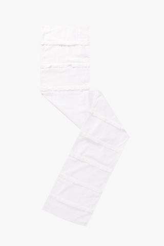 Ribbed Tassle Table Runner