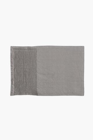 Ribbed Detail Placemat
