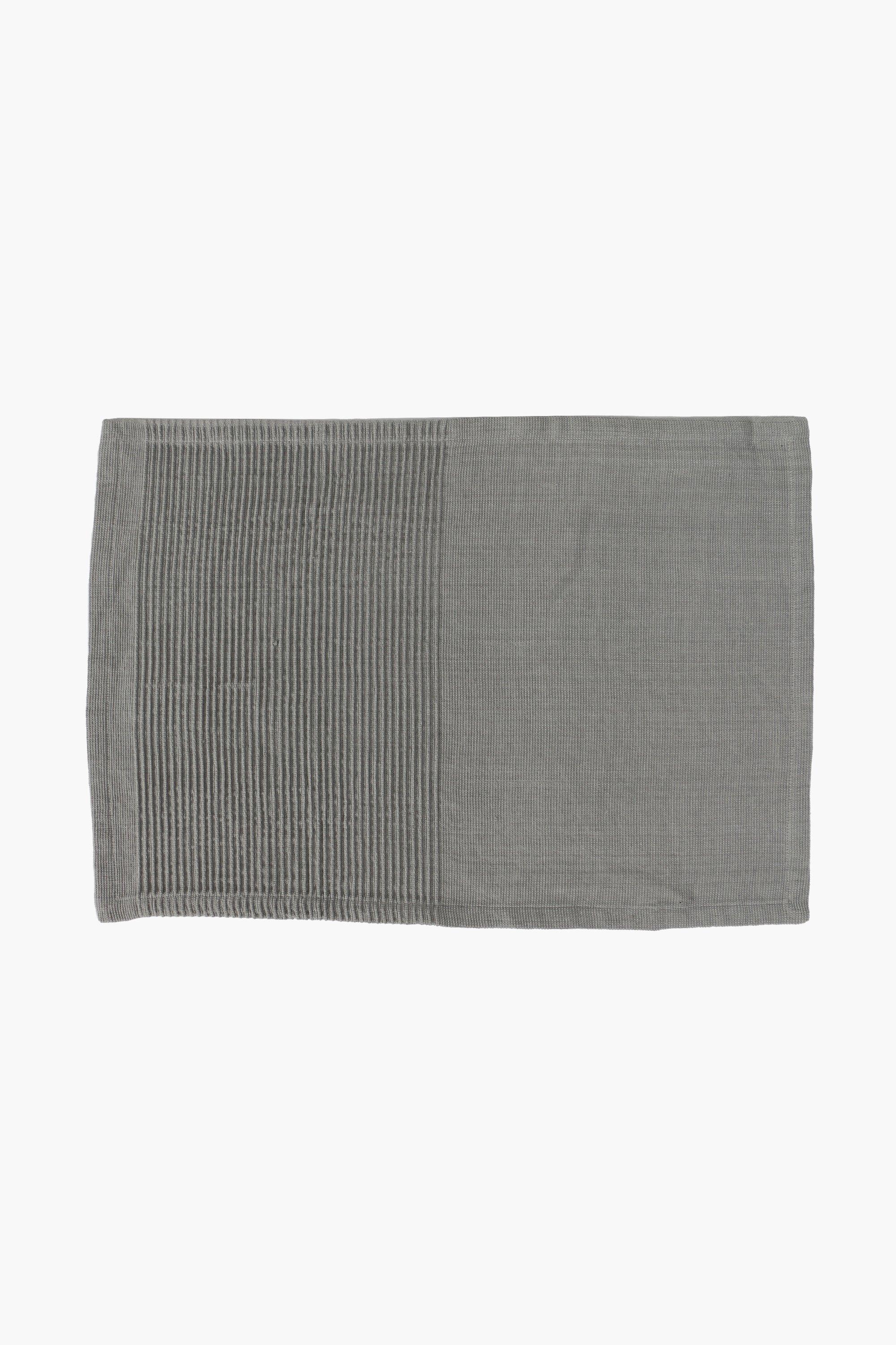 Ribbed Detail Placemat