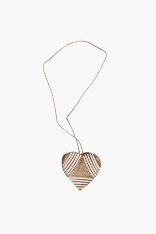 Magnetic Washed Heart Tie Back