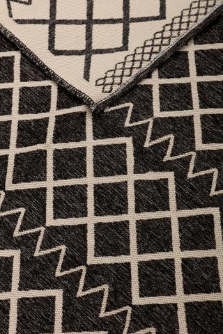 Jacquard Brede Patio Rug, 160x230cm