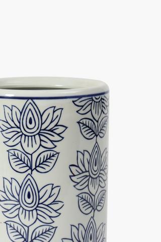 Yanam Delft Vase