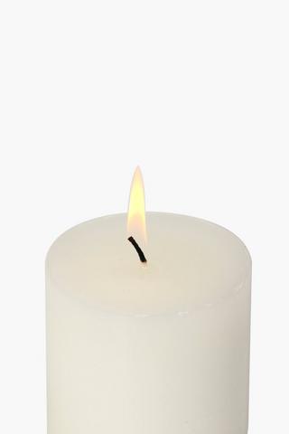 3 Pack Eucalyptus Pillar Candles 7x7cm