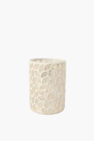 Mae Mosaic Hurricane, Medium