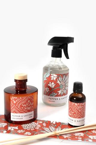 Pepper And Saffron Fragrance Oil, 50ml