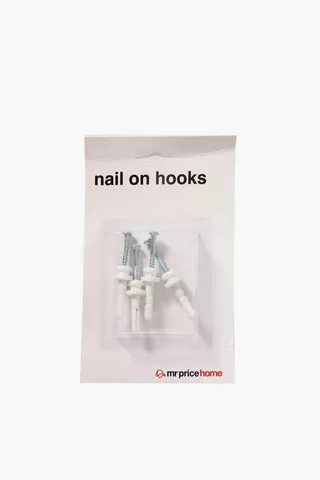 4 Wall Hooks With Nails