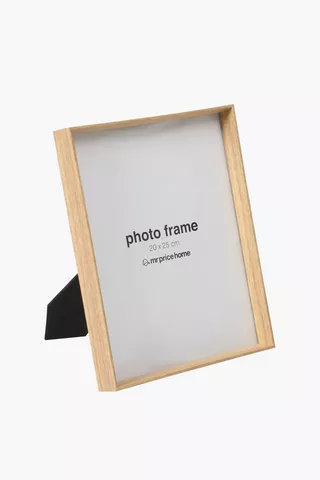 Scandi Wooden Frame 20x25cm