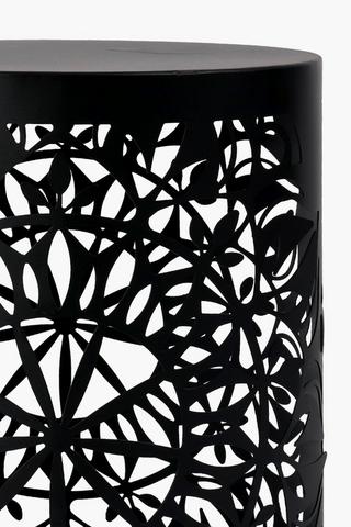 Colab Nindya Bucktowar Metal Cut Out Side Table