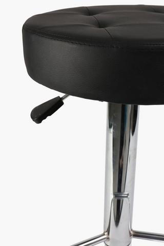 Studio Pu Bar Stool