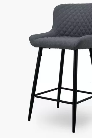 Cross Quilt Nook Chair
