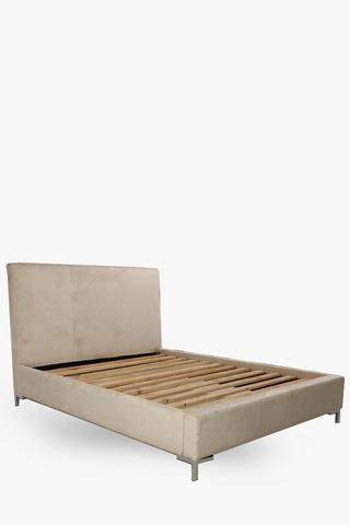 Isabella Queen Velvet Bed