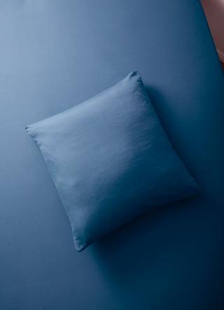 UNFRILLED CONTINENTAL PILLOWCASE - 1 - Navy