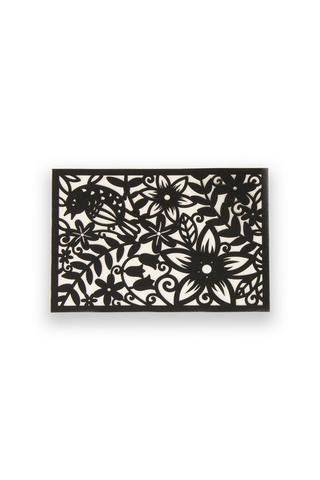 FLORAL CUTOUT PLACEMAT