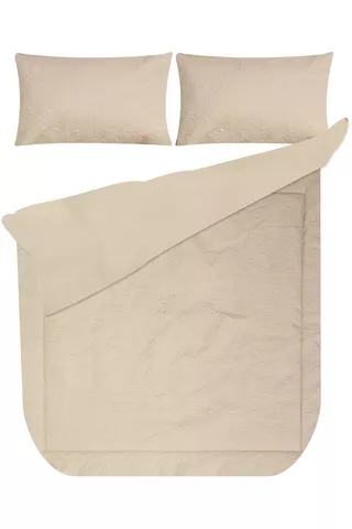 6 PIECE CLASSIC QUILTED POLYESTER COMFORTER