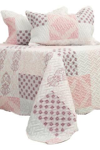 3 PIECE PATCHWORK POLYESTER QUILT SET