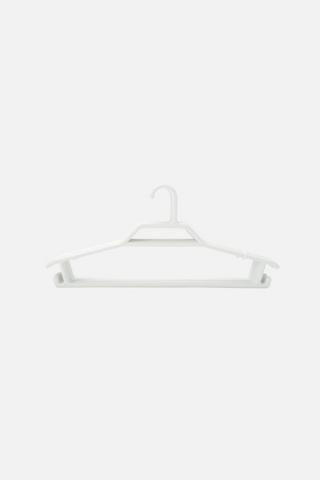 10 PACK PLASTIC HANGERS