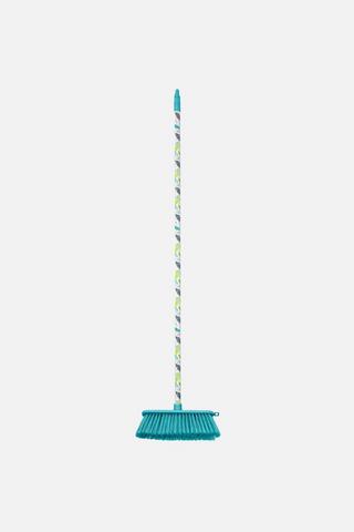 LEAVES PRINTED CLEANING BROOM