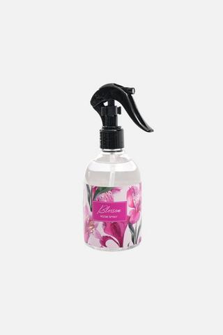 250ML BLOSSOM SCENTED ROOMSPRAY