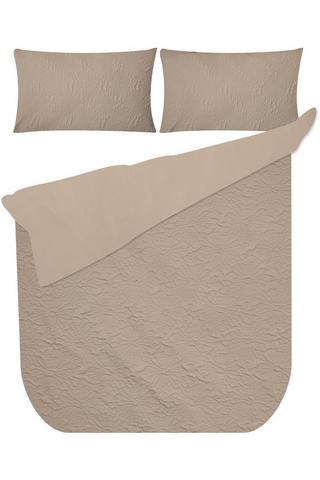 6 PIECE EMBOSSED POLYESTER DUVET COVER SET