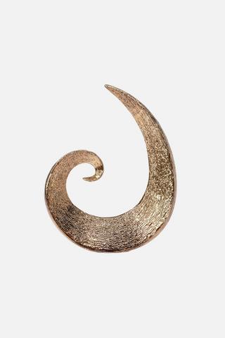 SWIRL DECORATIVE ORNAMENT