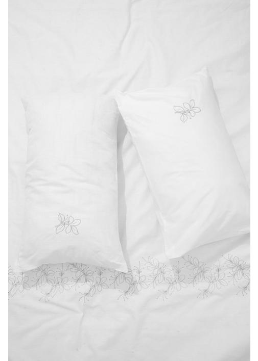 FLORAL EMBROIDERY POLYCOTTON DUVET COVER Q White SHEET STREET