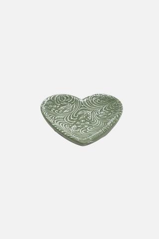 EMBOSSED HEART DECORATIVE PLATTER