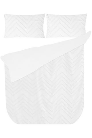 6 PIECE EMBOSSED TUFTED POLYESTER DUVET COVER SET