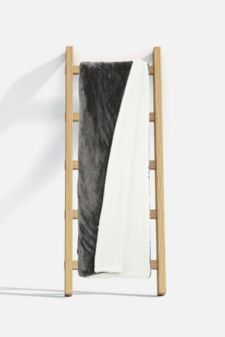SHERPA FLANNEL BLANKET 200X200CM