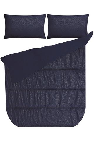 ECO-FRIENDLY EMBOSSED POLYESTER COMFORTER