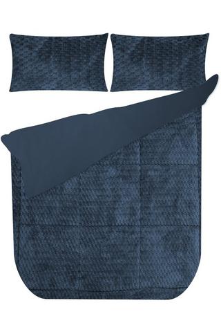 WINTER PLUSH POLYESTER COMFORTER