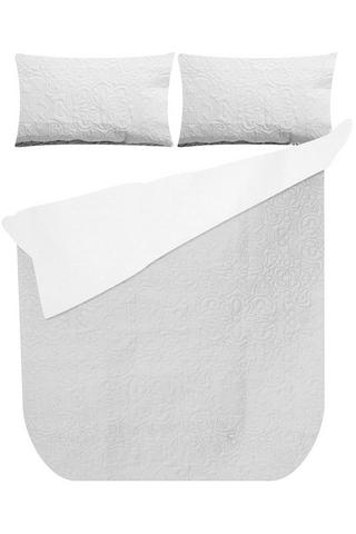 ORNAMENTAL QUILTED POLYESTER DUVET COVER