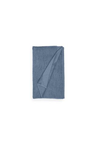 SOFT AND FLUFFY GUEST TOWEL