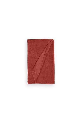 SOFT AND FLUFFY GUEST TOWEL