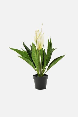POTTED FAUX LILLY PLANT