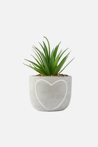 POTTED HEART FAUX SUCCULANT