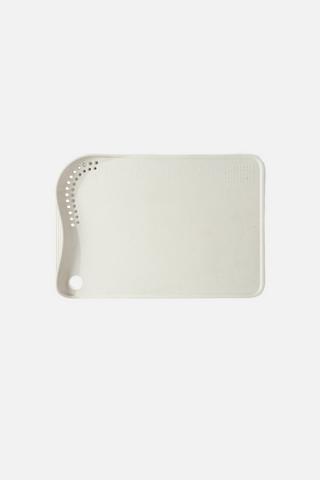 CHOPPING BOARD WITH DRAIN