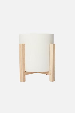 DECORATIVE PLANTER ON LEGS